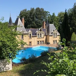 Frühstückspension Chateau De Bonnevaux, Villeneuve-de-Marc